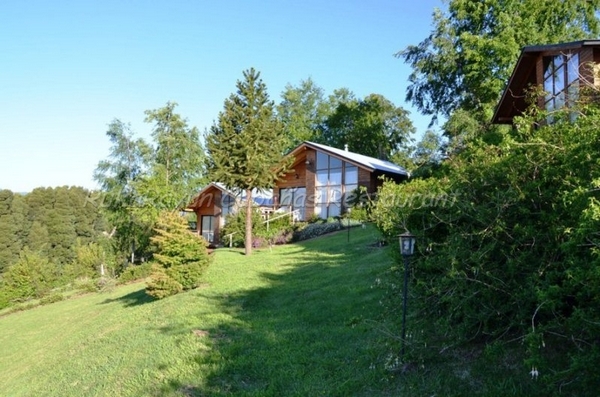 Fotografía 2 de Cabañas Y Restaurant Ruka RayÃ¼n en Panguipulli, Los Rios