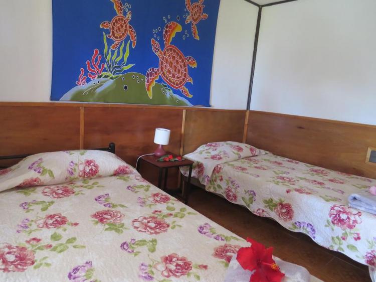 Fotografía 2 de HOSTAL Y CABAÁAS MANATEA en Isla De Pascua, Valparaiso